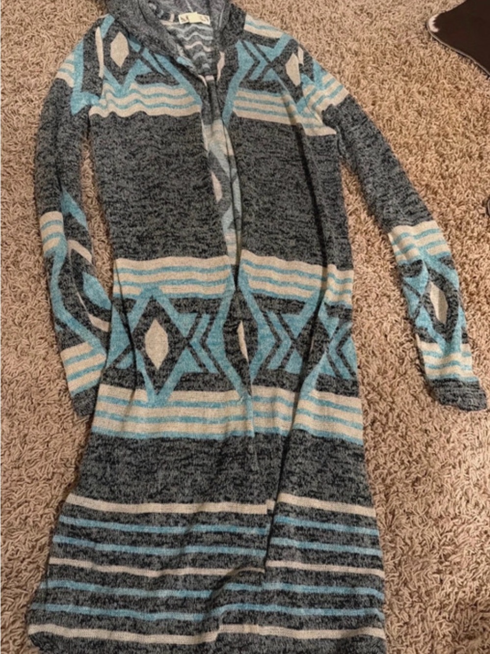 Aztec Cardigan - Picture 2 of 3